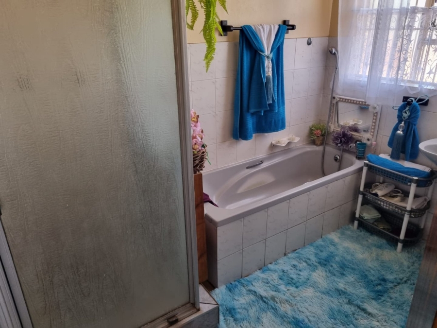 2 Bedroom Property for Sale in Uitsig Free State